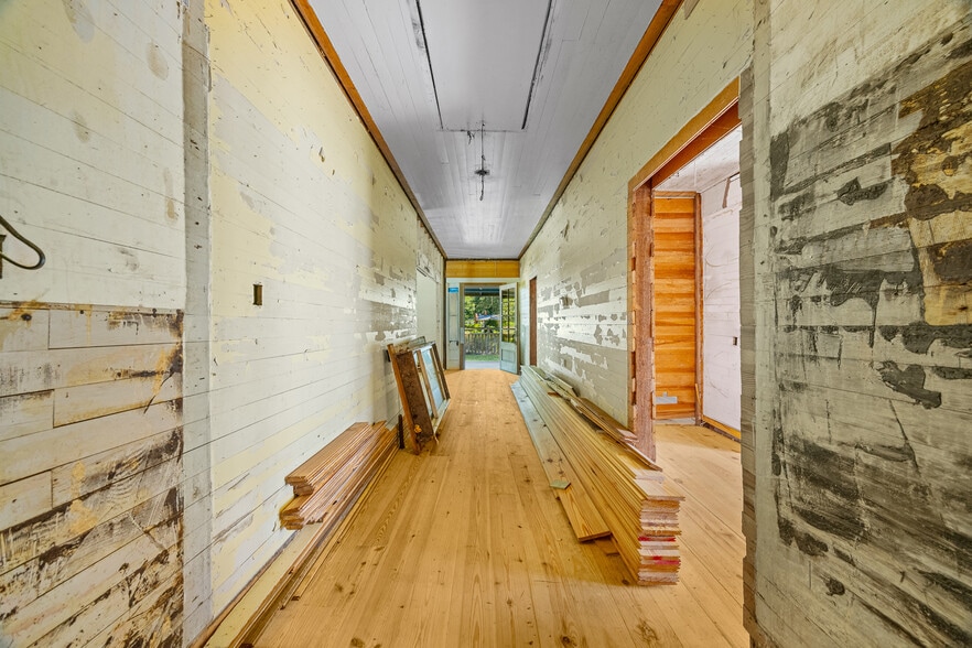 More Photos Of 438 Kessler Loop, Guyton Hospitality For Sale