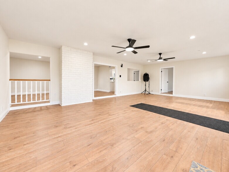 More Photos Of 554 W Verness St, Covina Healthcare For Sale