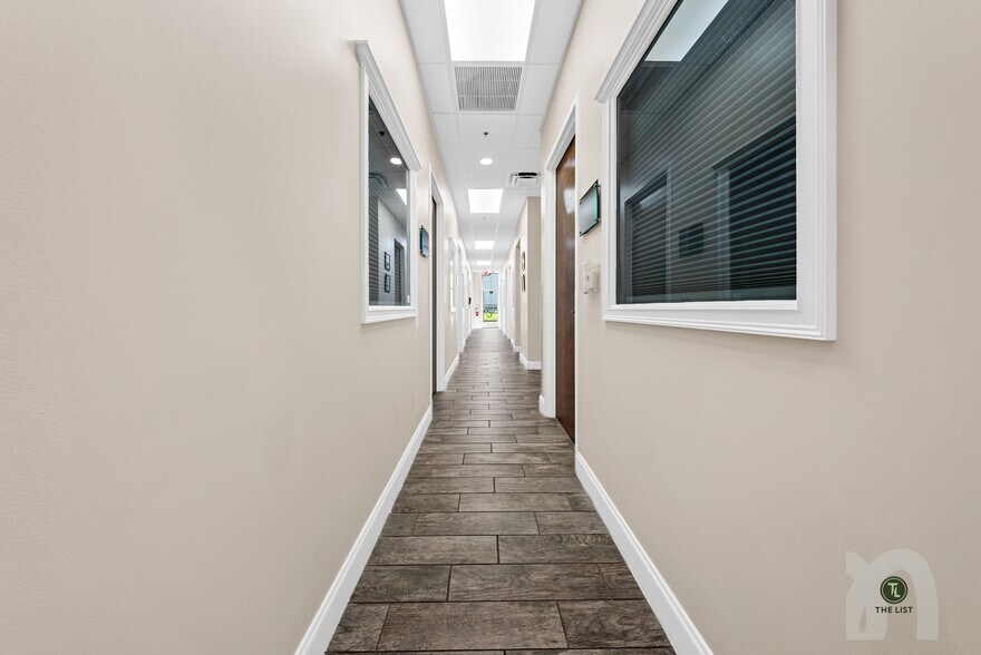 More Photos Of 7362 Futures Dr, Orlando Coworking Space