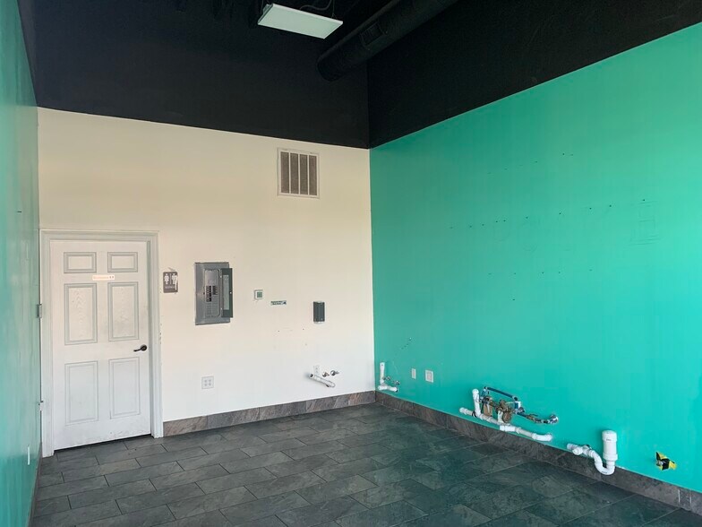 More Photos Of 4460 Keith St NW, Cleveland Freestanding For Sale