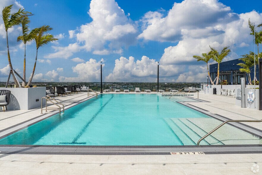 More Photos Of 3333 N Federal Hwy, Oakland Park Apartments For Lease