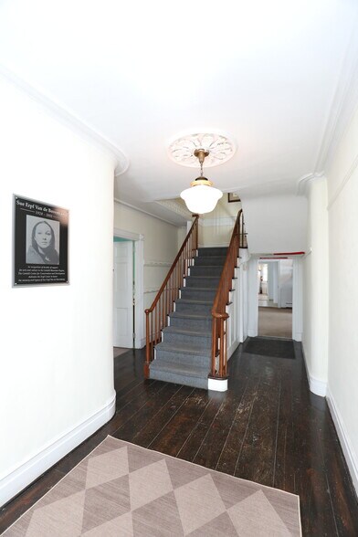 More Photos Of 43355 NY-28 Rt, Arkville Office Residential For Sale