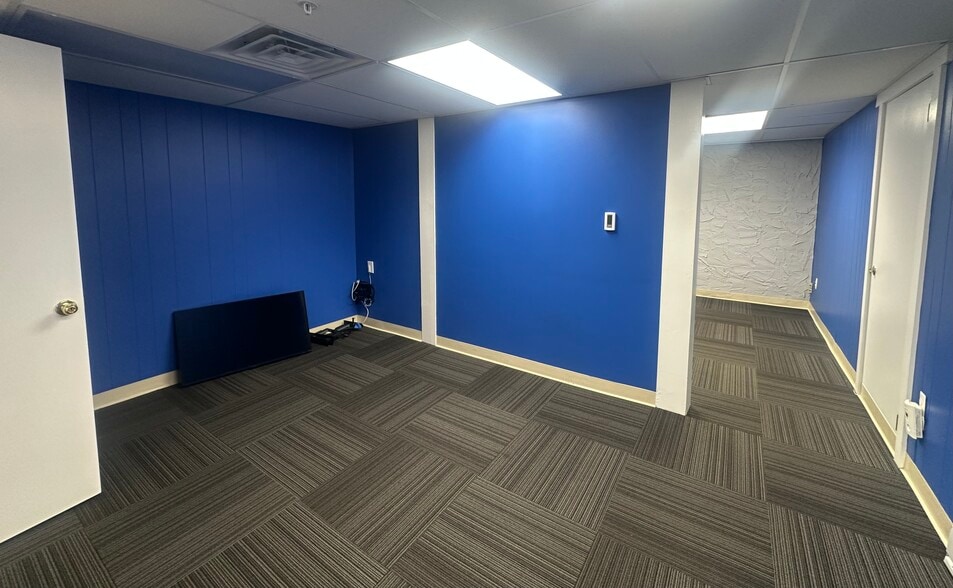 More Photos Of 617 Union Ave, Brielle Business Park For Lease