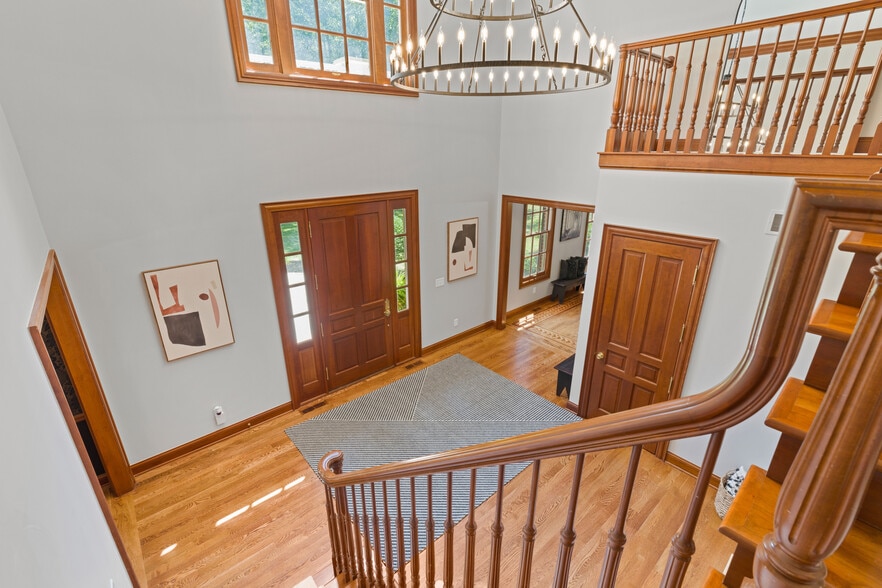 More Photos Of 5455 Plantation Rd, Sunbury Lodge Meeting Hall For Sale