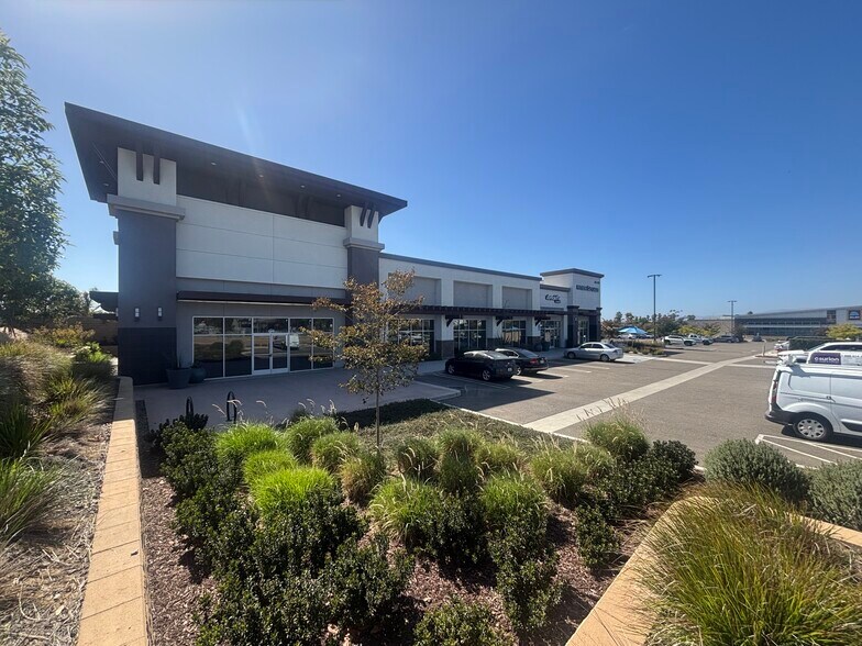 More Photos Of 489 E Betteravia Rd, Santa Maria General Retail For Lease