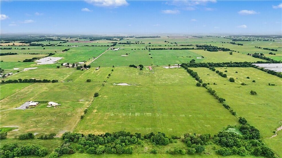 More Photos Of 9858 N State Line Rd, Maysville Land For Sale