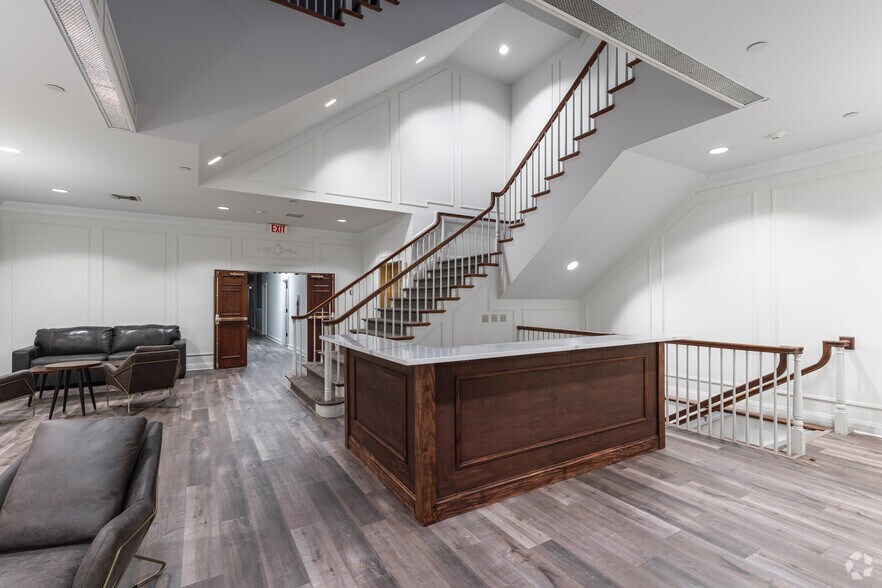 More Photos Of 17 E Market St, York Coworking Space