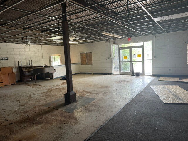 More Photos Of 111 13th Ave NW, Ardmore Skilled Nursing Facility For Sale