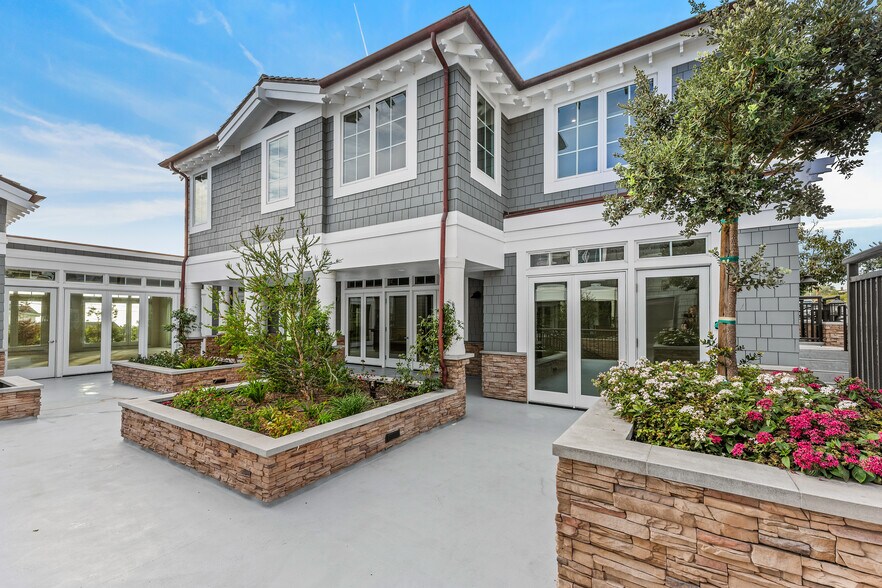 More Photos Of 1363-1373 Coast Hwy, Laguna Beach Storefront Retail Residential For Sale