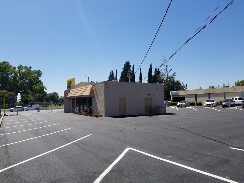 More Photos Of 746 N Mountain Ave, Ontario Restaurant For Lease