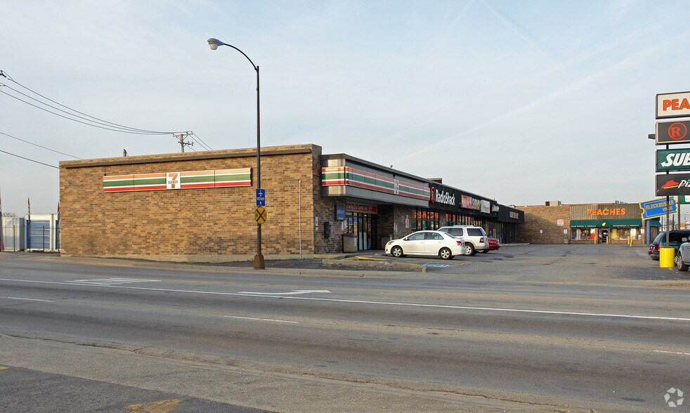 Primary Photo Of 5893-5915 S Archer Ave, Chicago Freestanding For Lease