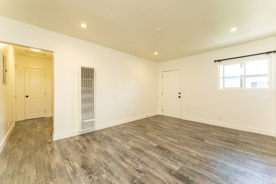 More Photos Of 4309 W Adams Blvd, Los Angeles Apartments For Sale
