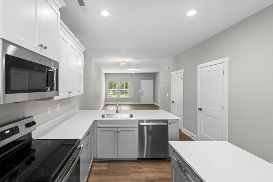 More Photos Of 501 Mill St, Lowell Apartments For Sale