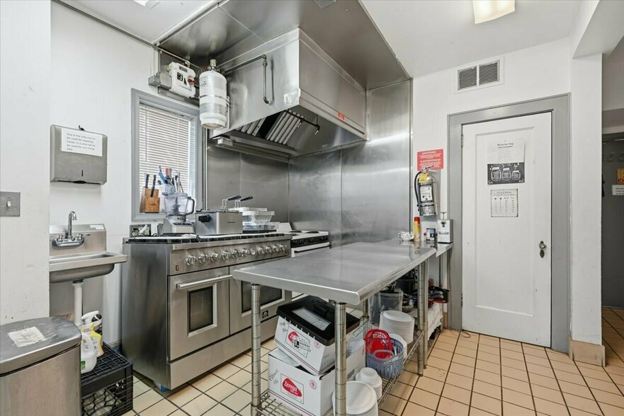 More Photos Of 306 W Main St, Pen Argyl Healthcare For Sale