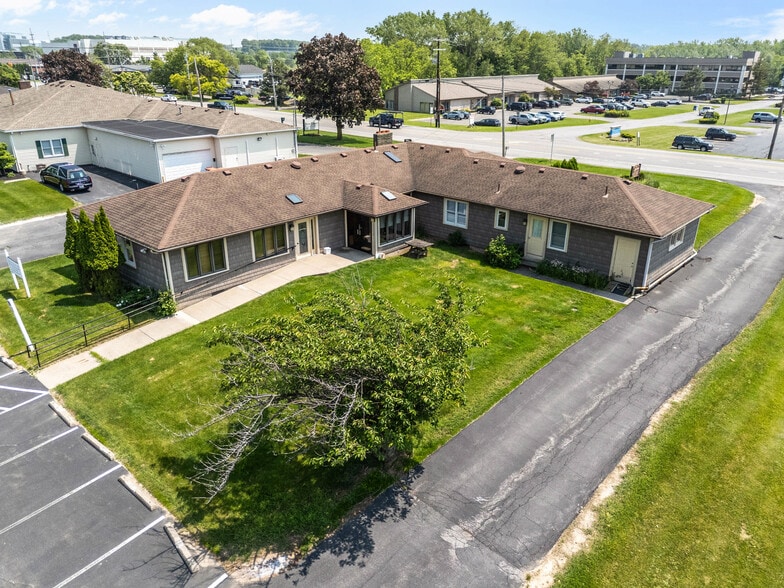More Photos Of 2640 Ridgeway Ave, Rochester Medical For Lease