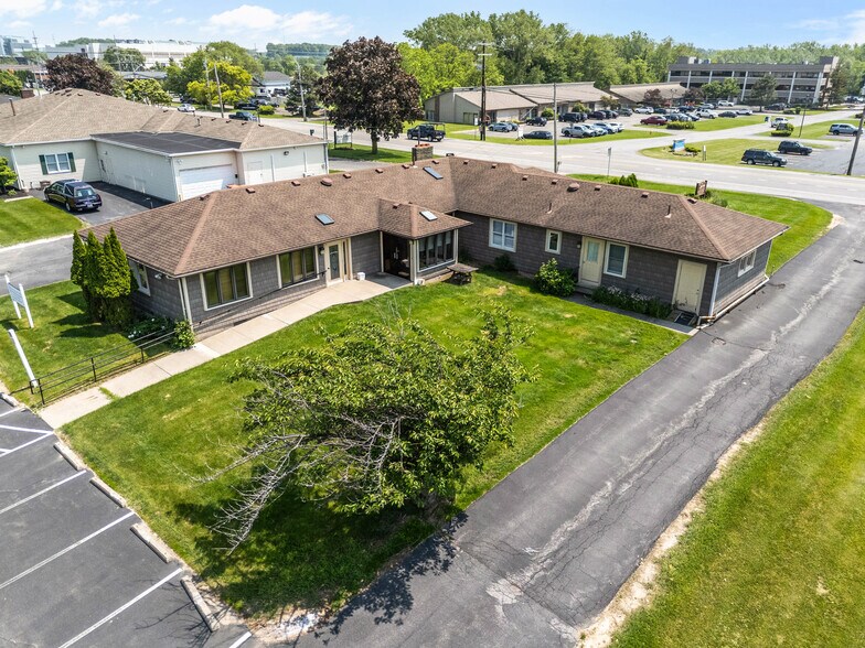 More Photos Of 2640 Ridgeway Ave, Rochester Medical For Lease