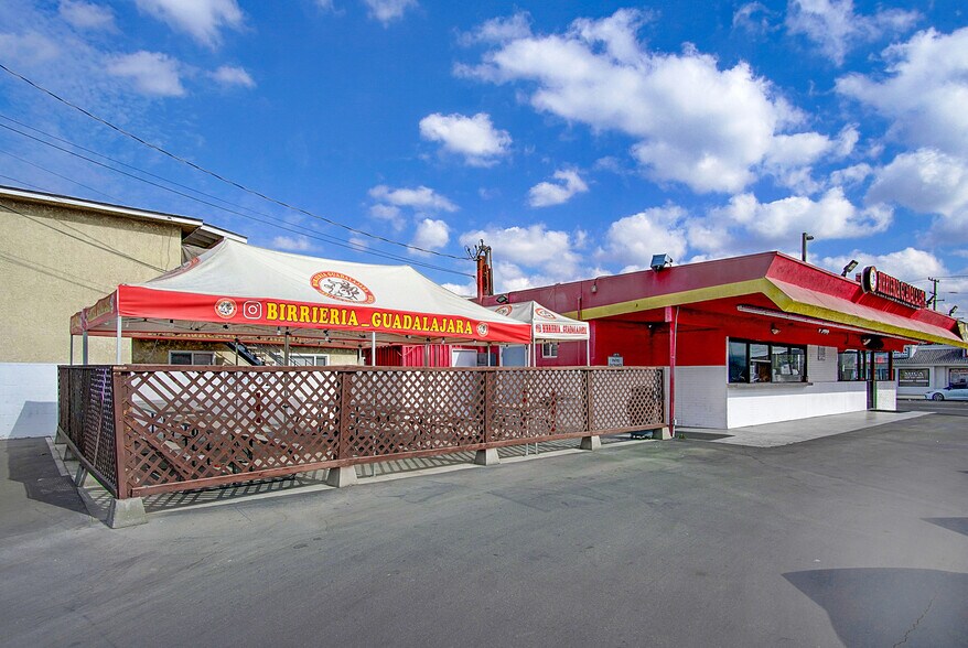 More Photos Of 11919 Garfield Ave, South Gate Restaurant For Sale