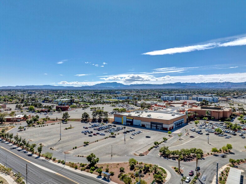 More Photos Of 4000 Meadows Ln, Las Vegas Land For Lease