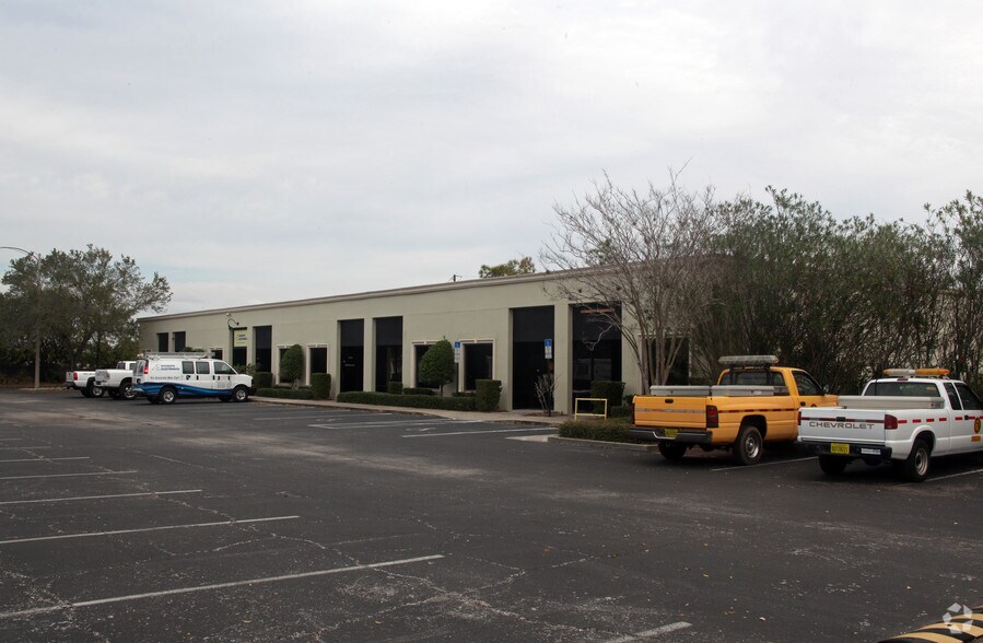 More Photos Of 9225 Ulmerton Rd, Largo Light Manufacturing For Sale