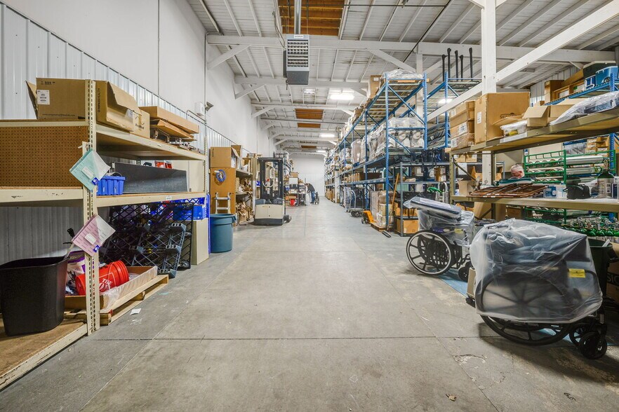 More Photos Of 2645-2655 W Central Ave, Toledo Showroom For Sale