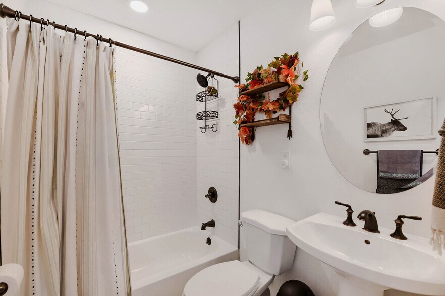 More Photos Of 301 4th St., Frederick Apartments For Sale