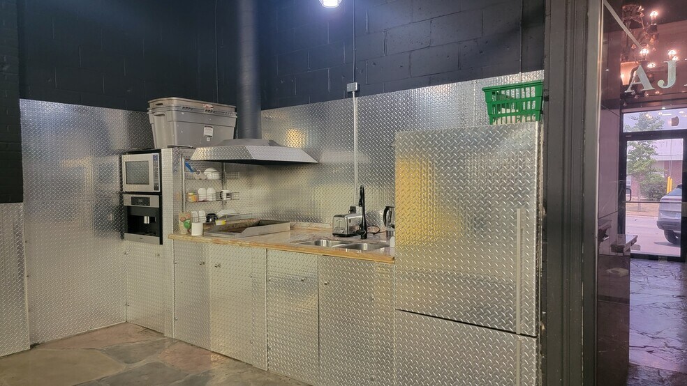 More Photos Of 73 Alness St, Toronto Light Distribution For Lease
