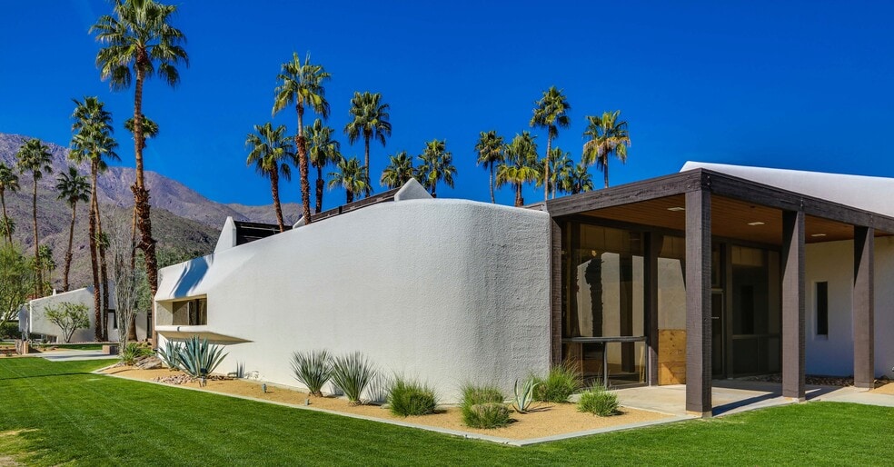 More Photos Of 750 E Tahquitz Canyon Way, Palm Springs Office For Lease