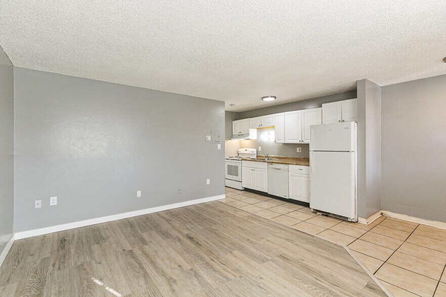 More Photos Of 5228 S Fox St, Littleton Apartments For Sale