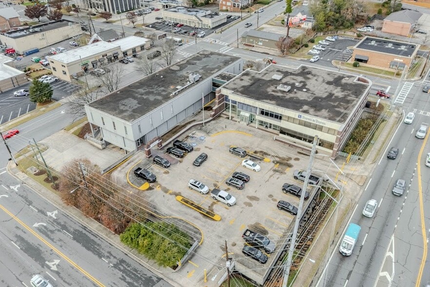 More Photos Of 800 Broad St, Rome Office For Sale