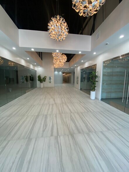 More Photos Of 1329 W Walnut Hill Ln, Irving Medical For Lease