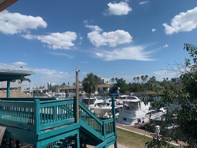 More Photos Of 3444 Marinatown Ln, North Fort Myers Unknown For Lease