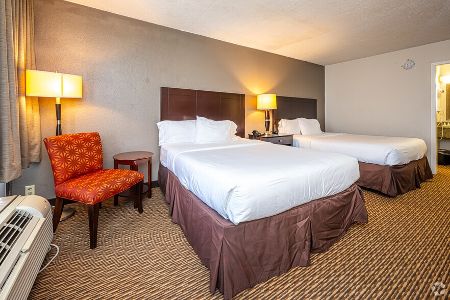More Photos Of 9970 Airline Hwy, Baton Rouge Hotel For Sale