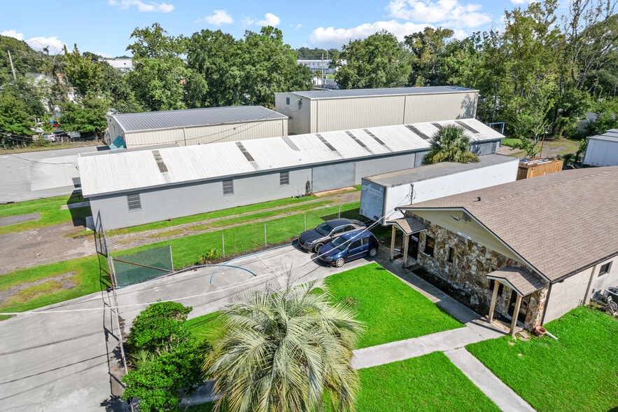 More Photos Of 5044 Edward St, Jacksonville Service For Sale