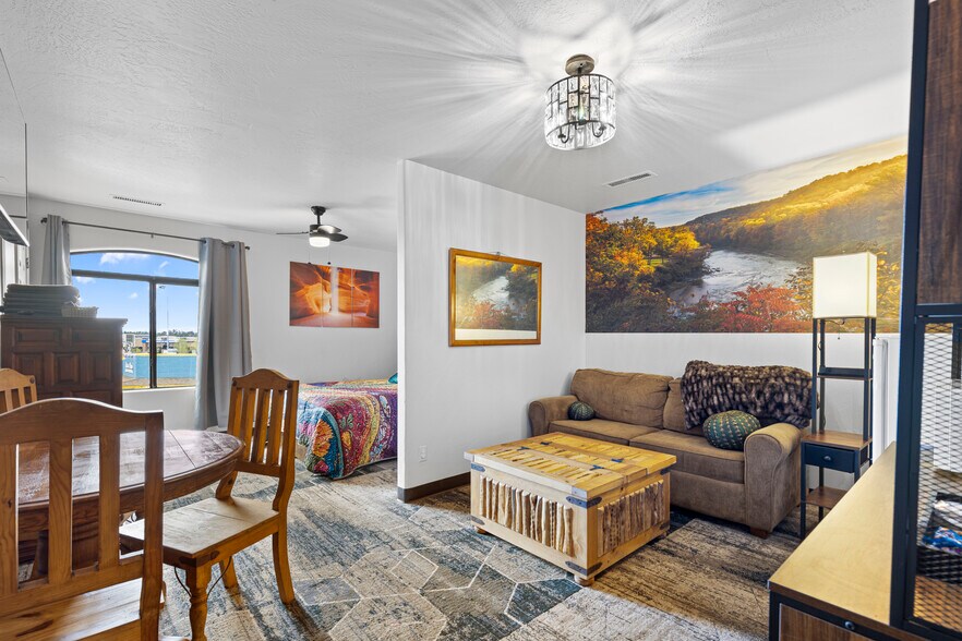 More Photos Of 2410 E Route 66, Flagstaff General Retail For Sale