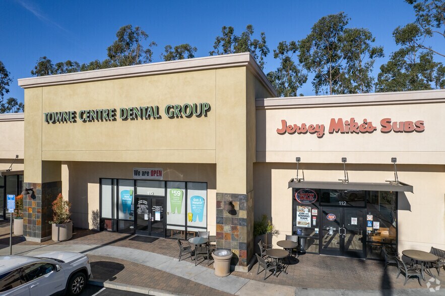 More Photos Of 41 Auto Center Dr, Lake Forest Unknown For Lease