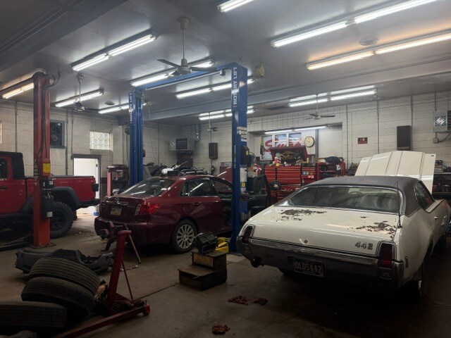 More Photos Of 306 Maple Creek Rd, Charleroi Auto Repair For Sale
