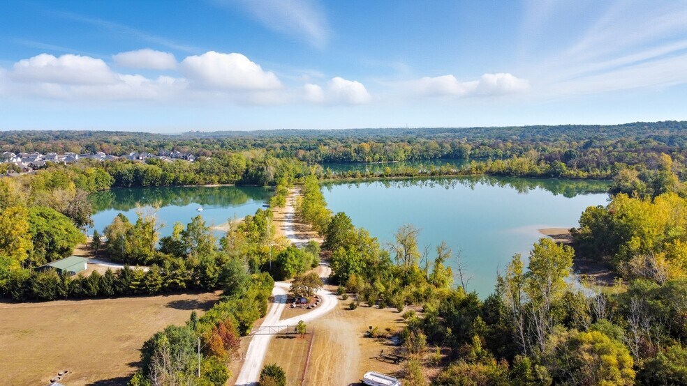 More Photos Of 340 Central Ave, Carlisle Marina For Sale