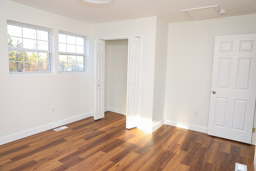More Photos Of 643 Highway 9 S, Dawsonville Office Residential For Sale