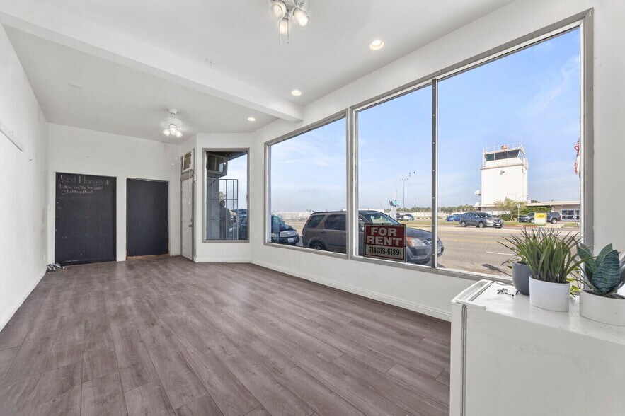 More Photos Of 4010-4018 W Commonwealth Ave, Fullerton Storefront Retail Residential For Lease