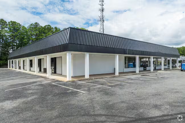More Photos Of 1951-1955 Canton Rd, Marietta Warehouse For Lease