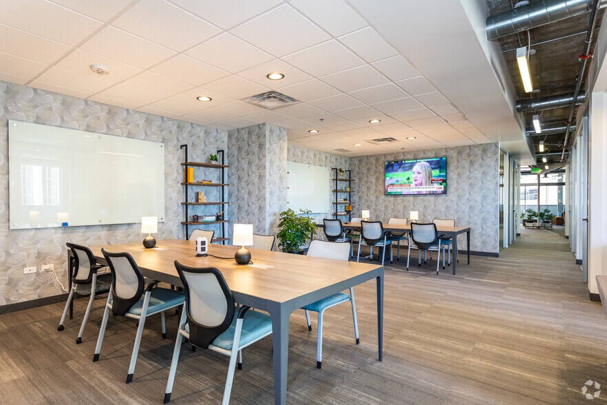 More Photos Of 110 16th St, Denver Coworking Space