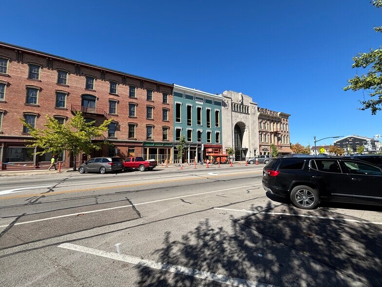 More Photos Of 16 S Market St, Troy Storefront For Lease