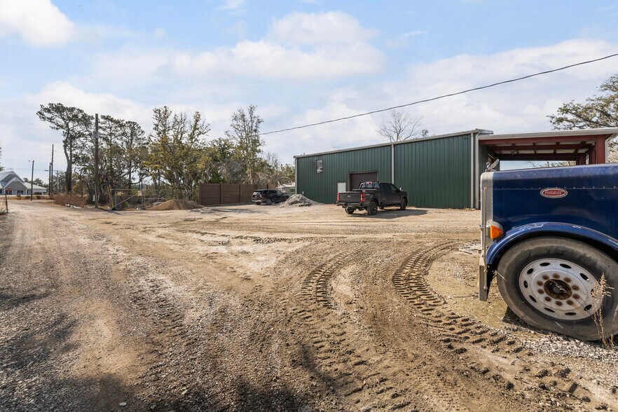 More Photos Of 302 McPhersonville Church Rd, Yemassee Industrial For Sale