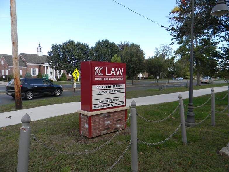 More Photos Of 30 Court St, Westfield Office For Lease