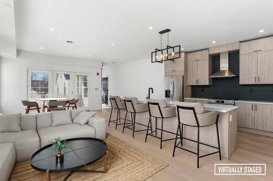 More Photos Of 63 Church St, Greenwich Apartments For Sale