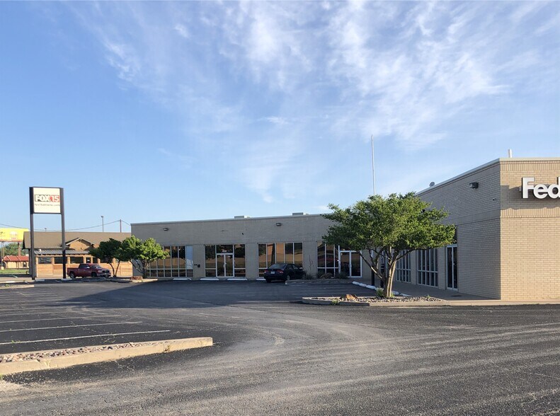 Primary Photo Of 4127 Danville Dr, Abilene Flex For Lease