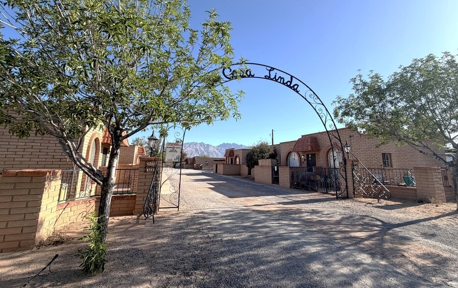 Primary Photo Of 4211-4219 E Lee St, Tucson Apartments For Sale