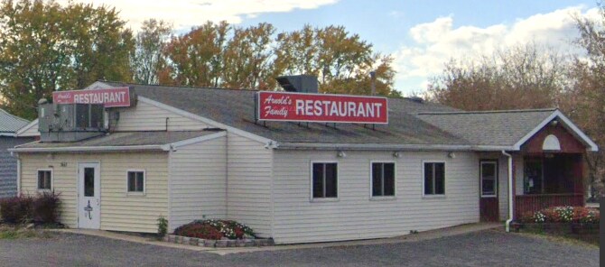 Primary Photo Of 2667 Erie Dr, Weedsport Restaurant For Sale