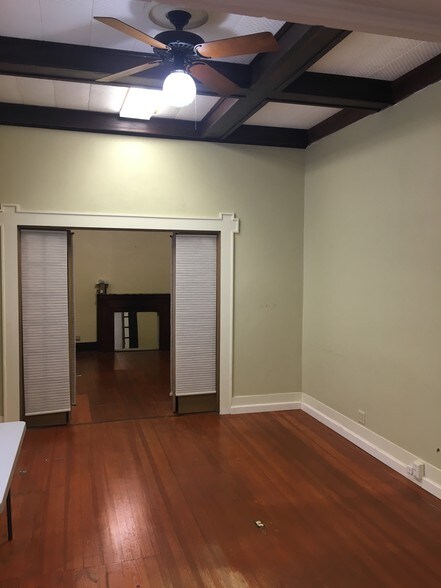 More Photos Of 507 E Hospital St, Nacogdoches Office For Lease