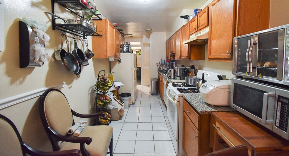 More Photos Of 1101-1113 19th St NE, Washington Apartments For Sale